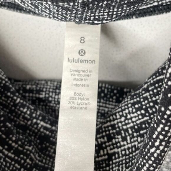 LULULEMON Melodic Movement Pullover Womens 8 Twist Front Turtleneck Black - Picture 8 of 9